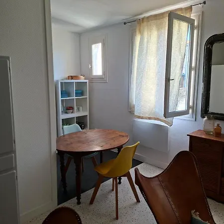 Apartment Entier Au Centre De